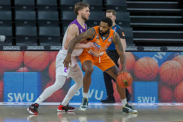 其无畏的攻 其无畏的攻